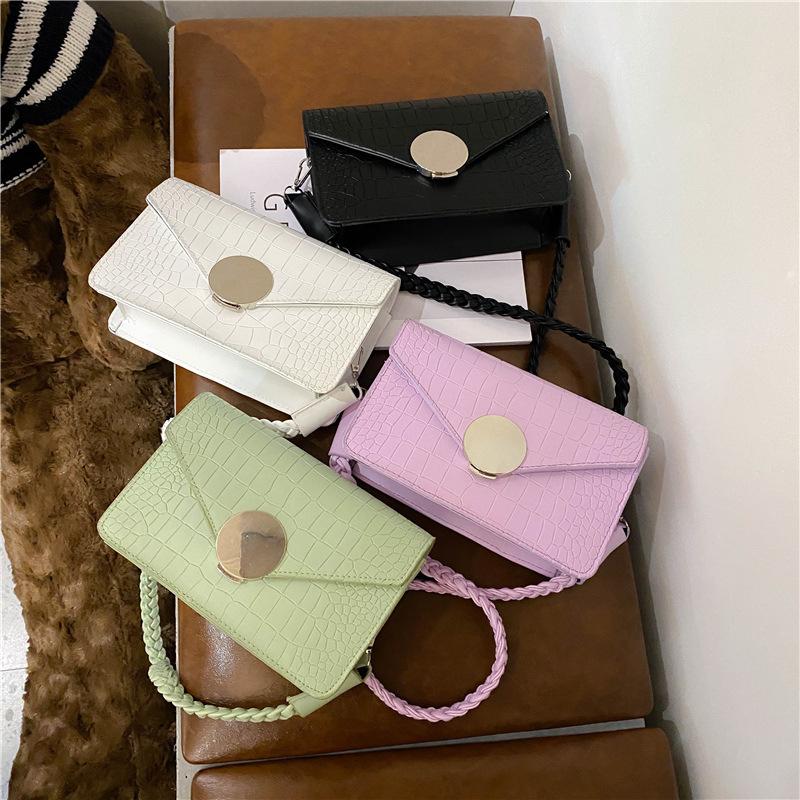 

2021New Small Square Bag Women Fashion Pure Color Solid Crocodile Grain Magnetic Buckle Spaghetti Straps Single Shoulder Package, Black