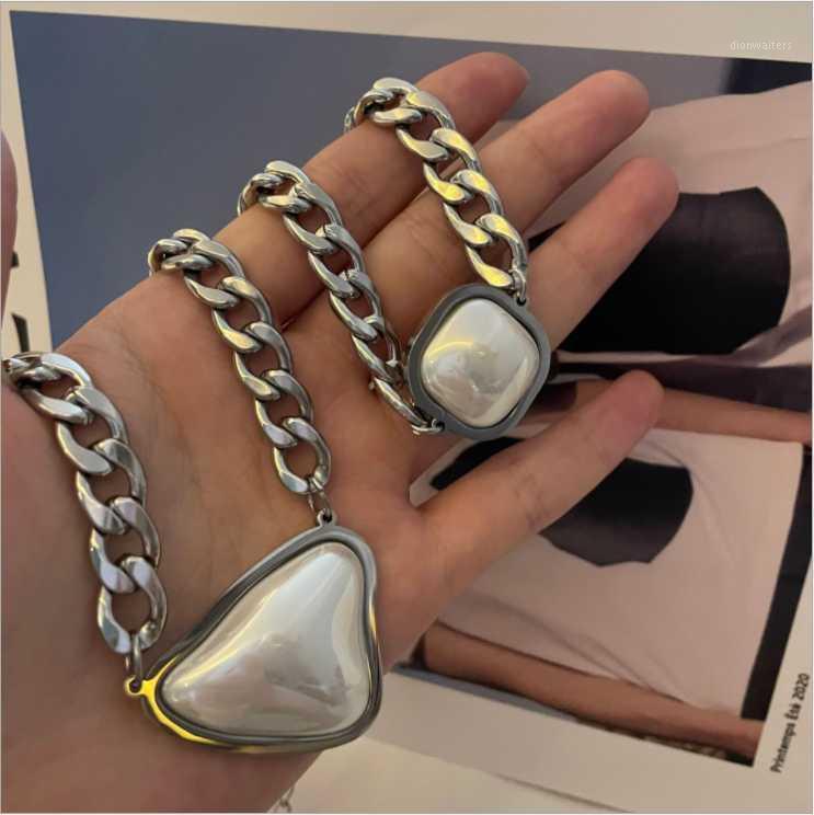 

Chains Women Ins Style Thick Chain Geometric Triangle Pearl Necklace