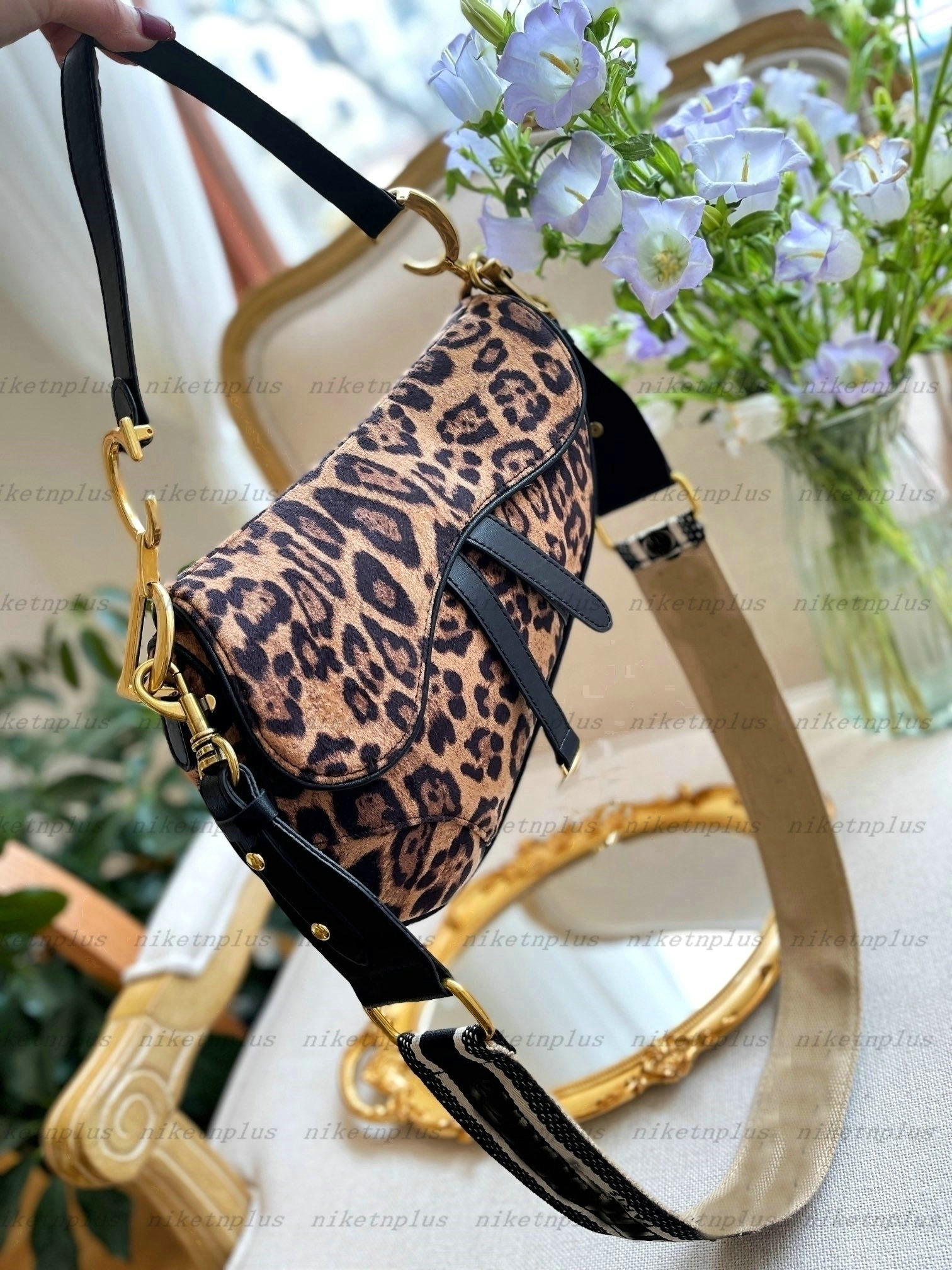 

Oblique Classic Saddle Bags Luxury Designer Handbag Leather Womens Mens Shoulder Bag Alligator Leopard Metal Letter Tote Wide Canvas Straps