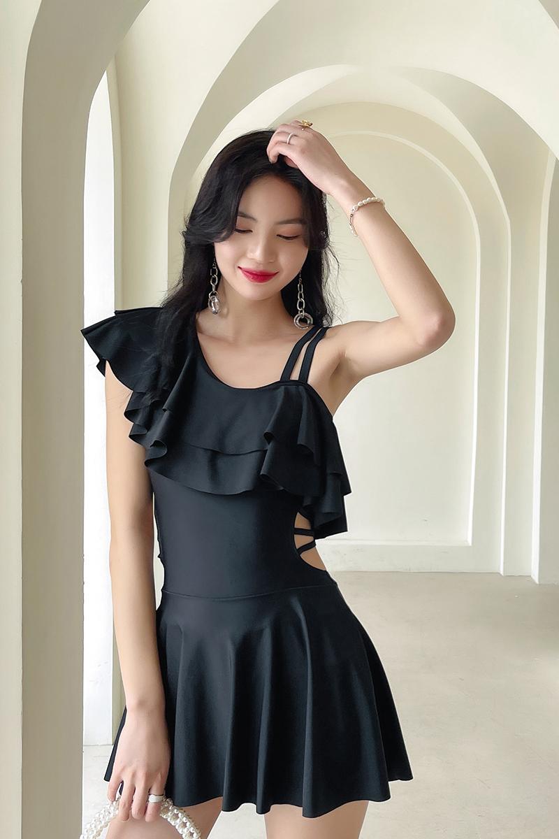 

Women's Swimwear 2021 Asia Japan And South Korea Ins One Piece Swimsuit Women Single Shoulder Spring Young Girl Sexy Skirt, Red