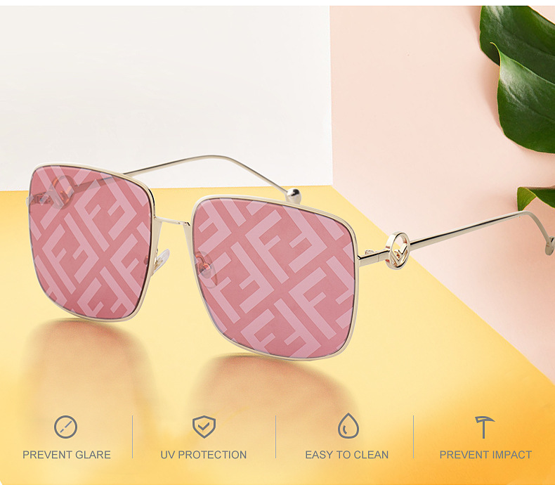 

2020 New Sunglasses Women Fashion Big Box F Characters Network Red Person Same Sunglasses X0125, White;black