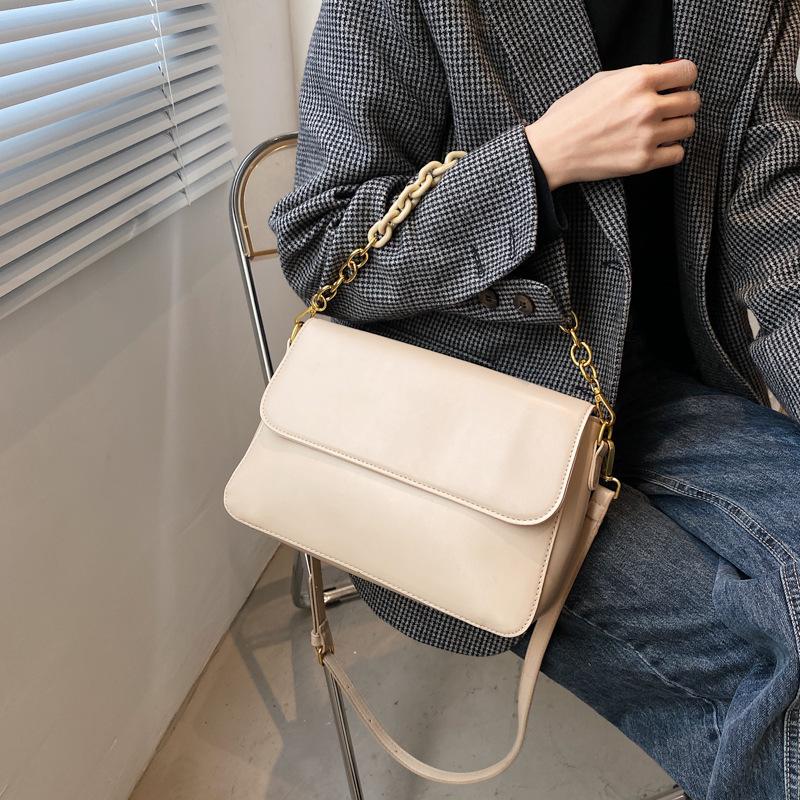 

Textured soft leather bag female large capacity 2021 new trendy fashion atmospheric messenger bag chain shoulder, Beige