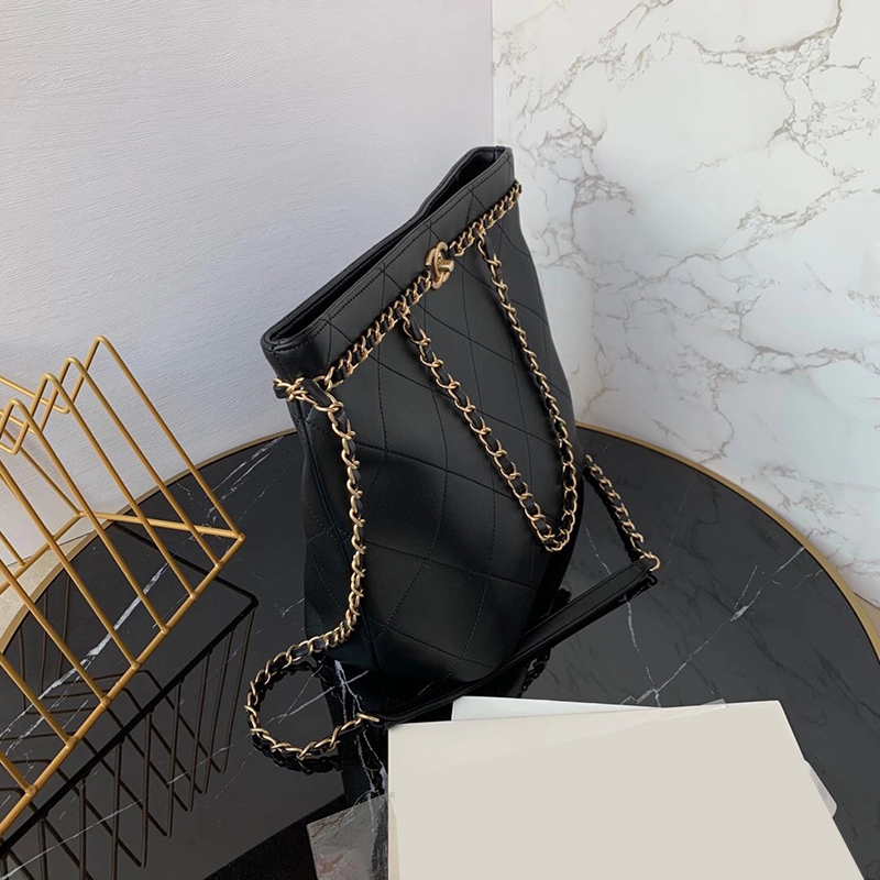 

The new 2021 Rhomboid shopping bags Made of original cowhide Special leather It has a soft and smooth feel of sheepskin 36952 fashion