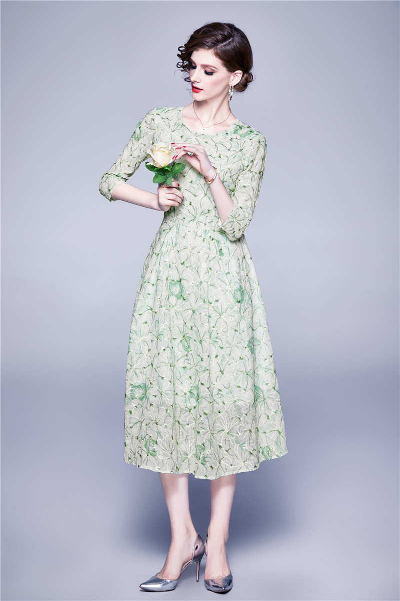 

Fashion Designer Women Spring Embroidered Chiffon Dress Elegant Office Party Robe Female Green A Line Midi Dresses Vestidos 210525
