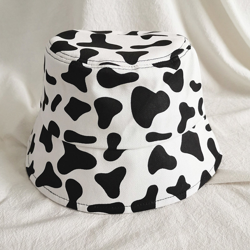 

2021 New Fashion Cow Print White Black Bucket Fisherman Caps Summer Hats for Women Panama Sun Hat H6yp
