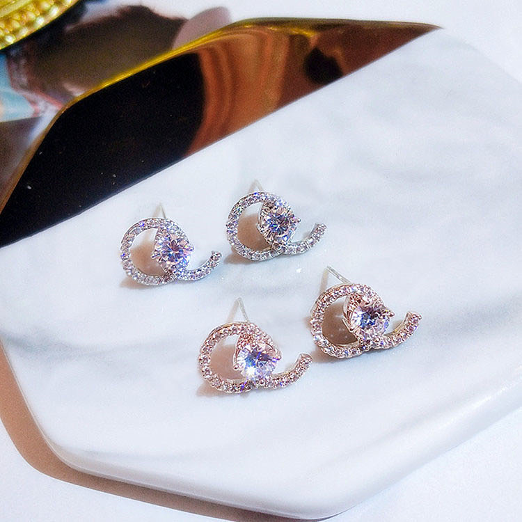 

Wholesale Fashion High quality Letter Earrings Stud Women Pearl Earring Designer Jewelry Party gift