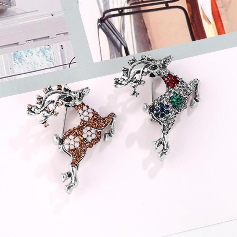 

Pins, Brooches Christmas Decorations Deer Brooch Alloy Crystal Rhinestone Cute Beautiful Animal Pin Winter Clothing Jewelry Accessories AL57