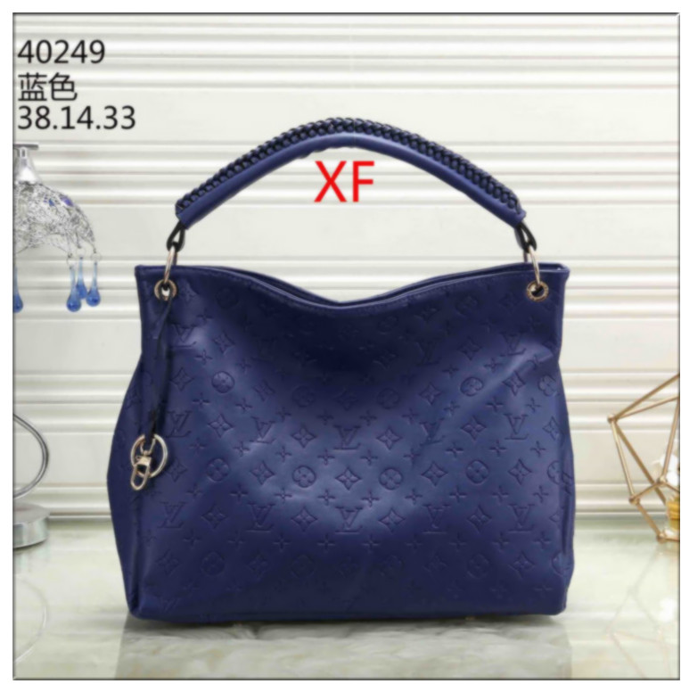 

40249 LV LOUIS VITTON Favorite Multi Pochette Accessories Designr Luxury Handbag Purse Leather L Flower Shoulder Crossbody Bag, Golden;silver