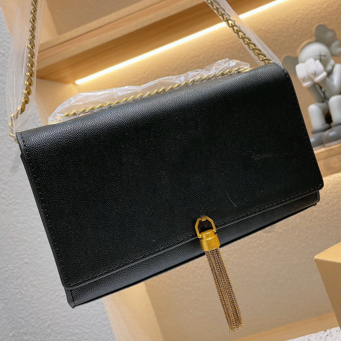 

Chains Envelope Bags Luxury Designer Brand Fashion Shoulder Handbags Women Letter Purse Phone Bag Wallet Cross body Totes, Picture color with logo 24x4x14cm