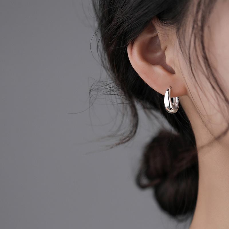 

Hoop & Huggie Unique Cool Punk 925 Sterling Silver Retro Geometric Oval Luxury Engagement Earrings For Women Jewelry