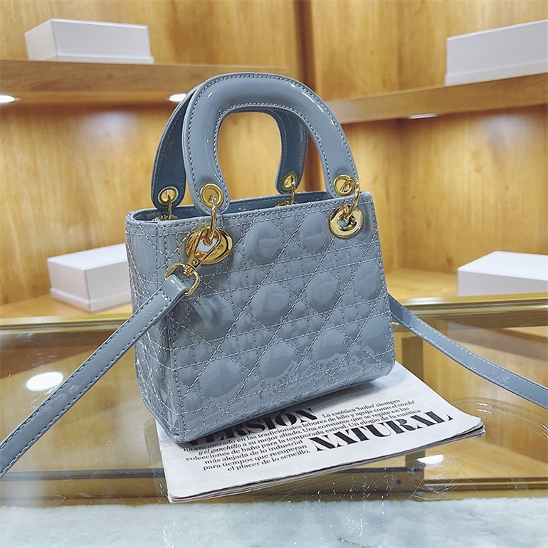 

W571 80% OFF high quality High sense new fashion single shoulder foreign style women's texture versatile messenger small square bag, White