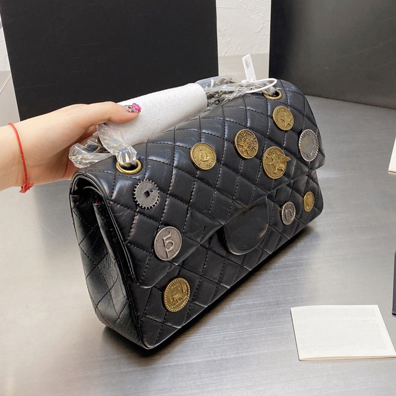 

25CM Women's Shoulder Bags Collectible Commemorative Edition Luxury Designers Crumpled Calfskin Gold-Tone Metal Matelasse Chain Quilted Crossbody Clutch Handbag, Black