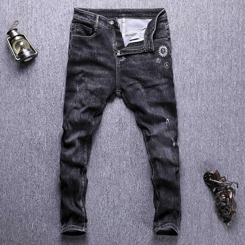 

Ly Designer Fashion Men Jeans High Quality Elastic Slim Fit Ripped Retro Black Gray Embroidery Casual Denim Pants 0HJL