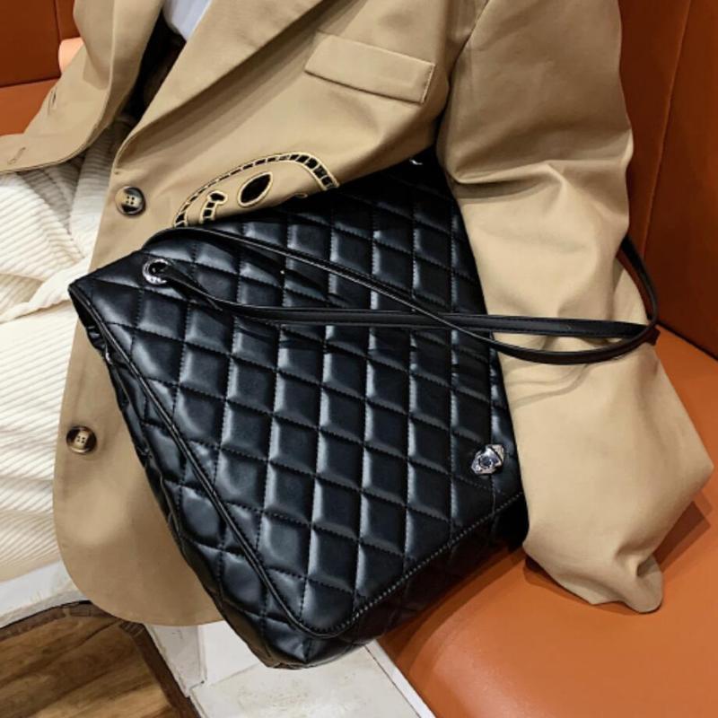 

Lattice Large Armpit bag 2021 Fashion New High quality PU Leather Women's Designer Handbag High capacity Shoulder Messenger Bag, Black