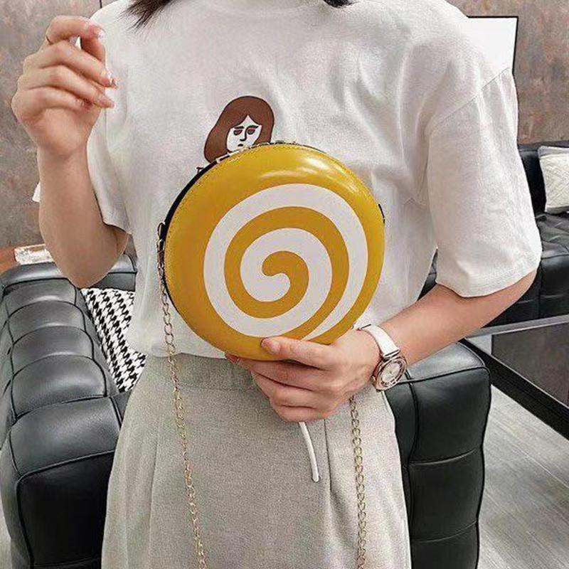 

Round Women's Bag 2021 Trends New Cartoon Cute Shoulder Bag Leather Fashion Chain Soft Girl Unusual Crossbody Bags for Women, Black