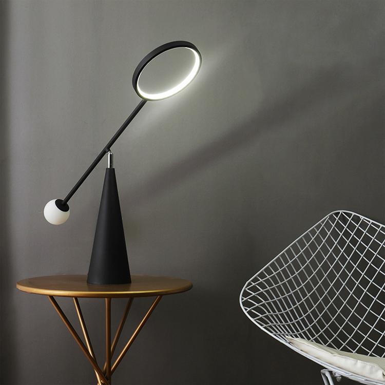 

Post-modern Nordic Creative American Simple Living Room Study led Hotel Bedroom Bedroom Marble Decorative Desk Lamp