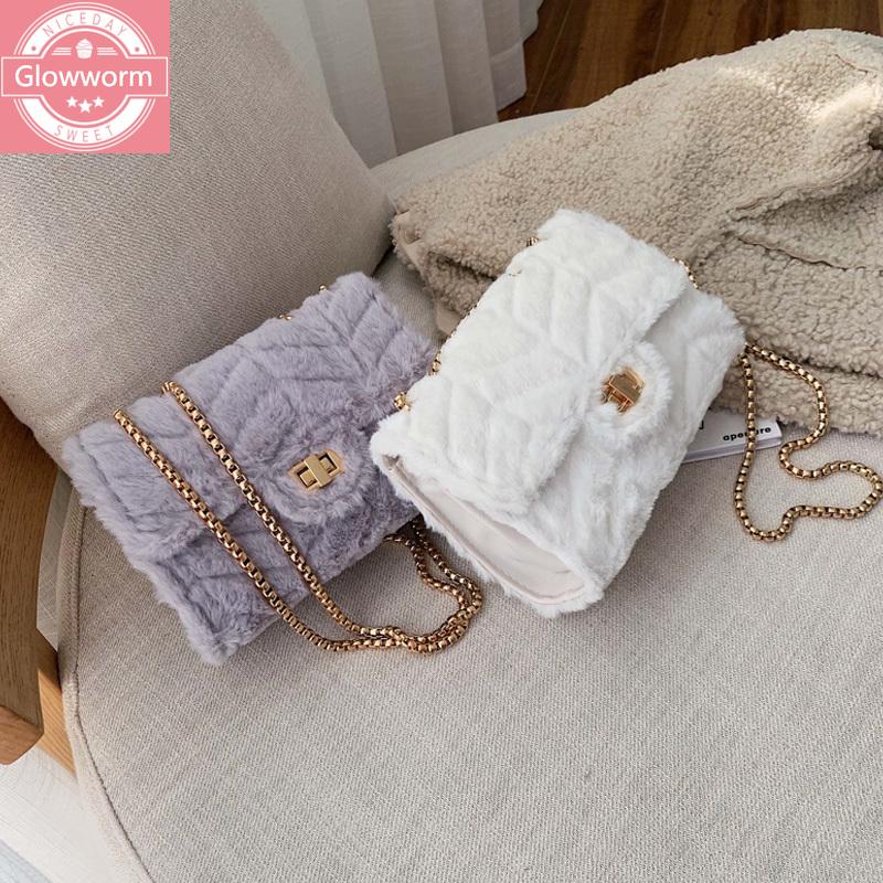 

Elegant Winter Plush Female Shoulder Bags Casual Solid Women Handbag 2021 Fashion Plush Ladies Crossbody Bags For Women Flap New, Beige