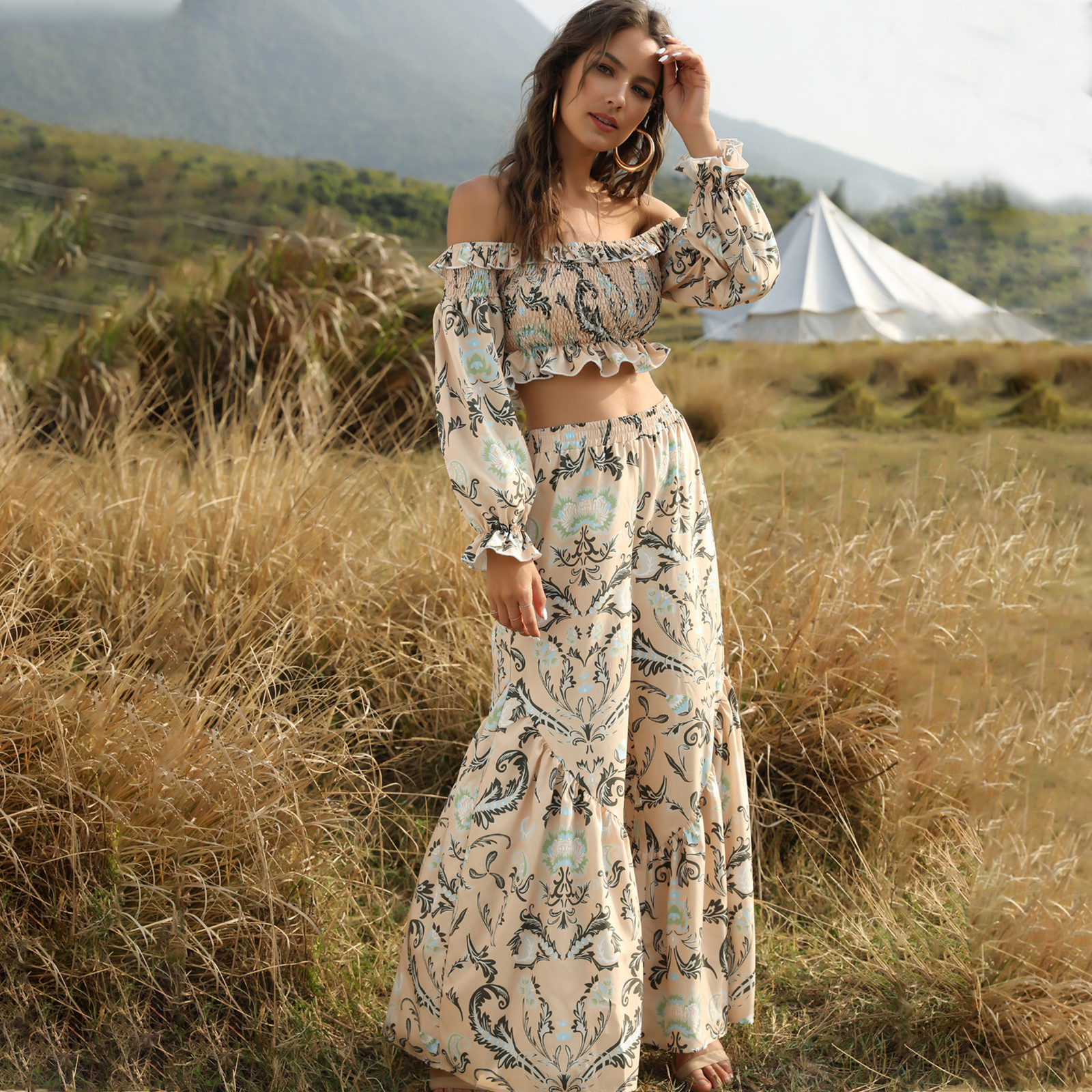 

2021 New Women Sexy Slash Neck Pieces Boho Suit Floral Printed Elastic Waist Long Lantern Sleeve Slim Tops Casual Flare Pants P4tm, As picture