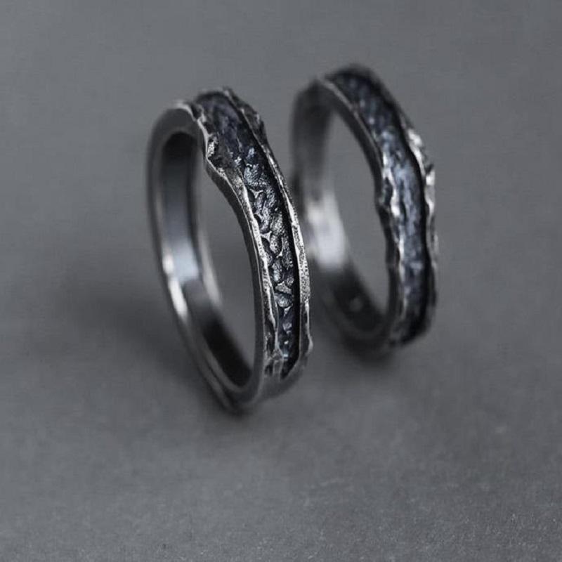 

Female and Male Rings Fashion Metal Big Black Gold Open Engagement Ring Punk Couple Wedding