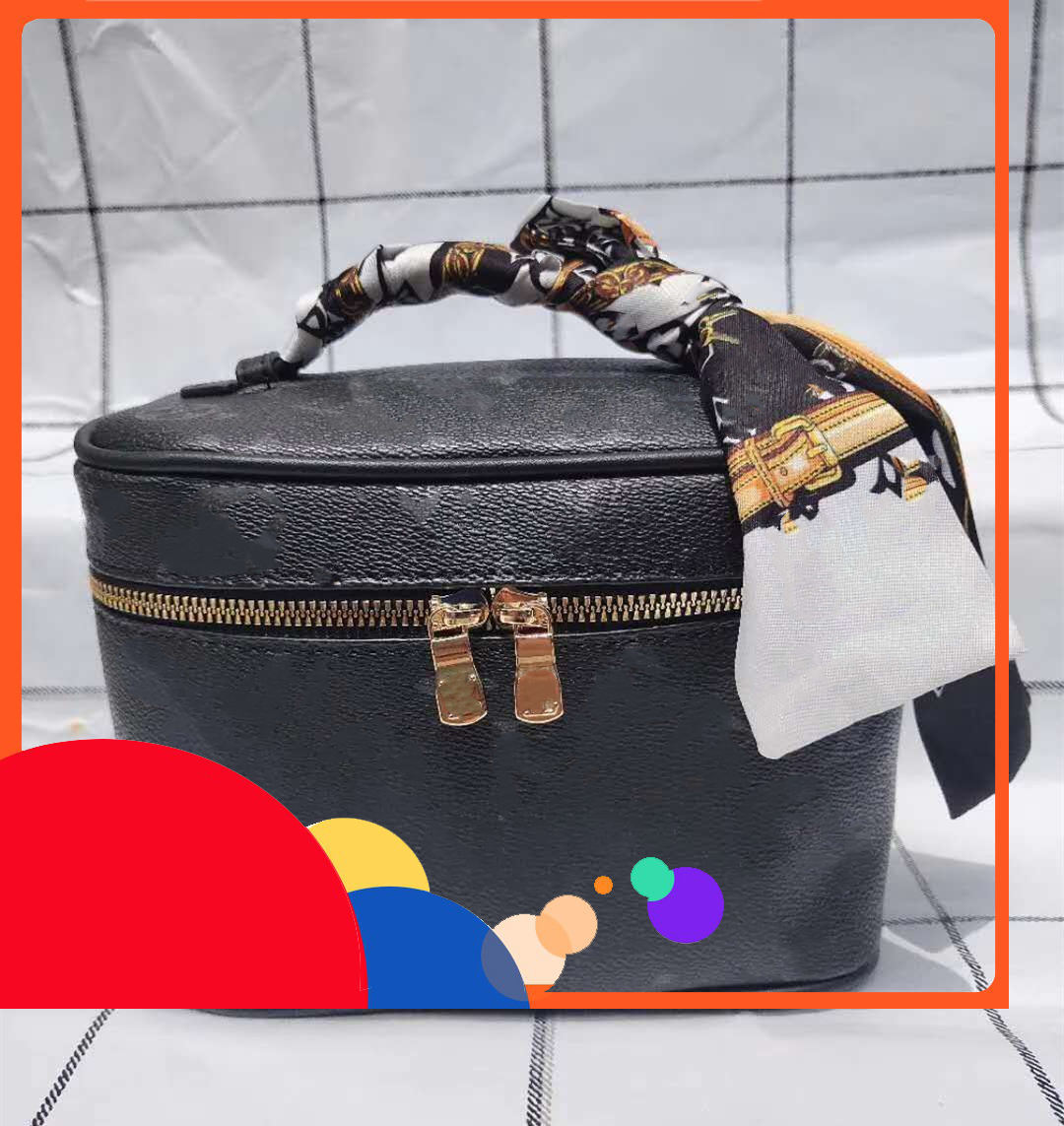 

2022 Cosmetic Bags Cases Portable Clear Tote Small Hook Up Makeup Bag Amp Travel Organizer Toiletries Tasje Organizador Bolsos handbag