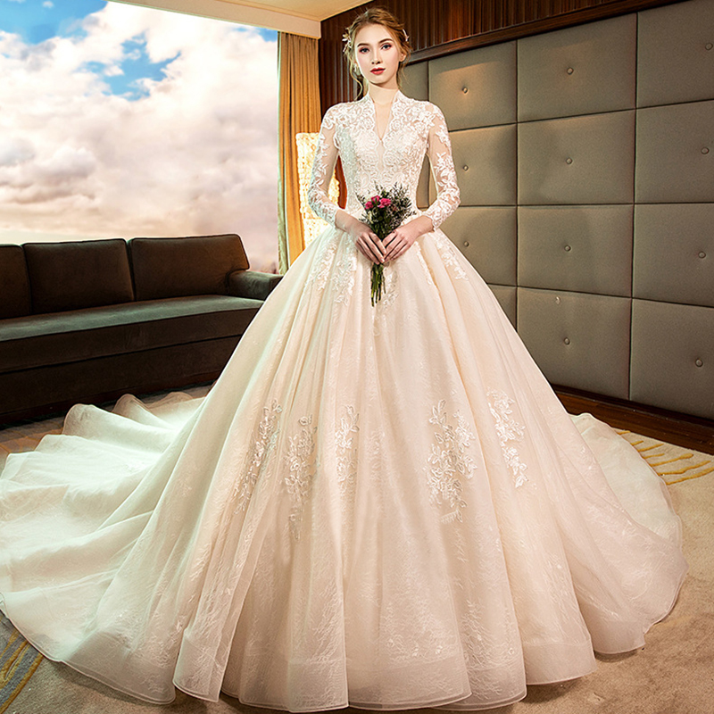 

2021 Women Vintage A-line V-neck Wedding Dresses Long Backless Lace Puffy Bridal Gowns Sweep Train Plus Size 3/4 Long Sleeves, Same as image