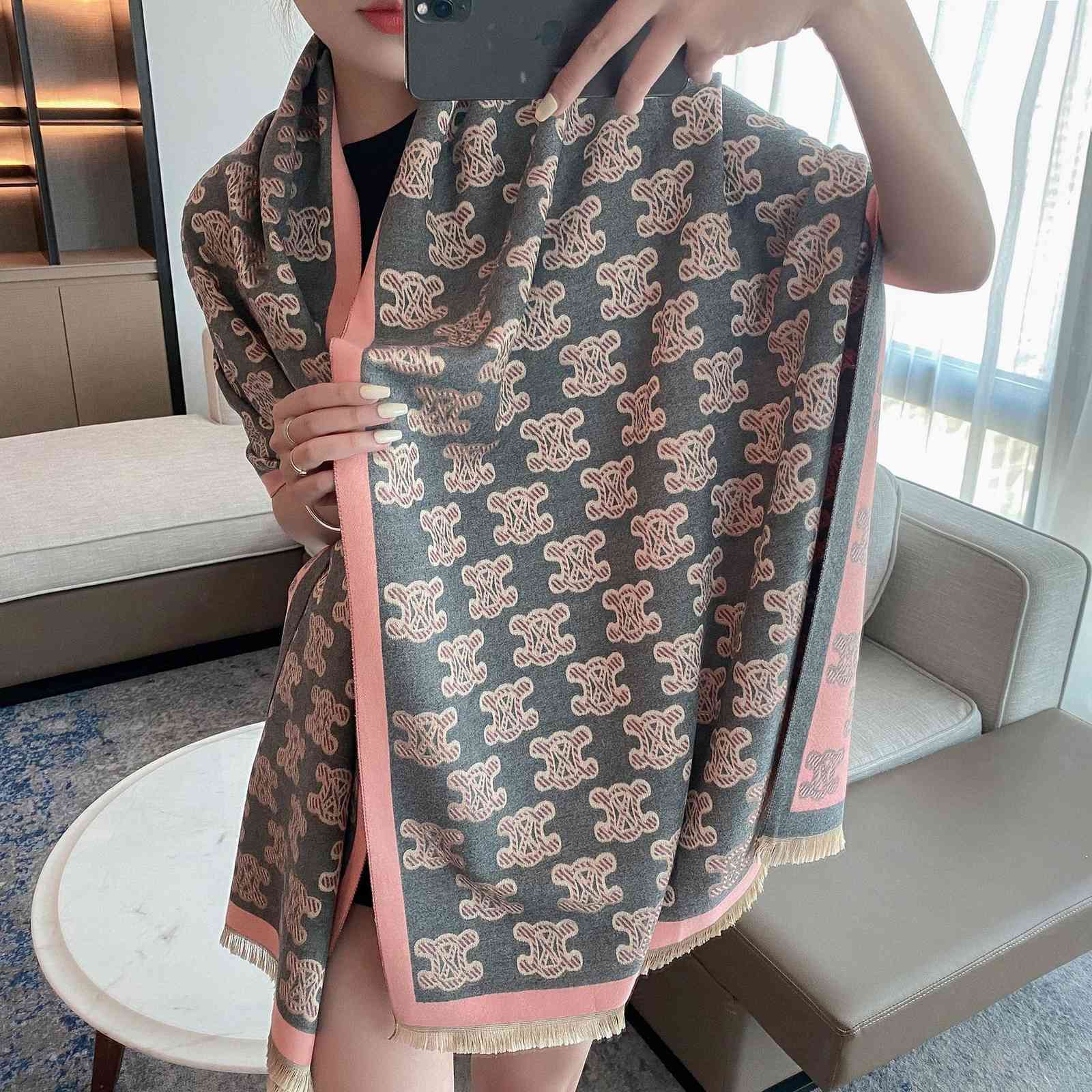 

and new 2021 imitation cashmere scarf women's warm decoration air conditioner double-sided shawl live broadcast fashion Bib
