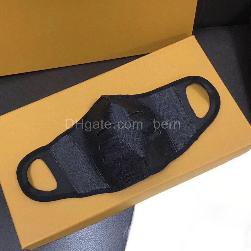 

Drop Ship Fashion Brand Classic Brown Black PU Leather Face Mask Dustproof Protective Designer Masks with Gift Box