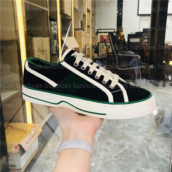 

Tennis 1977 sneakers Beige ebony casual Green and red Web canvas shoes sports leisure shoe low-top Italy Luxurys Designers sneaker, 01