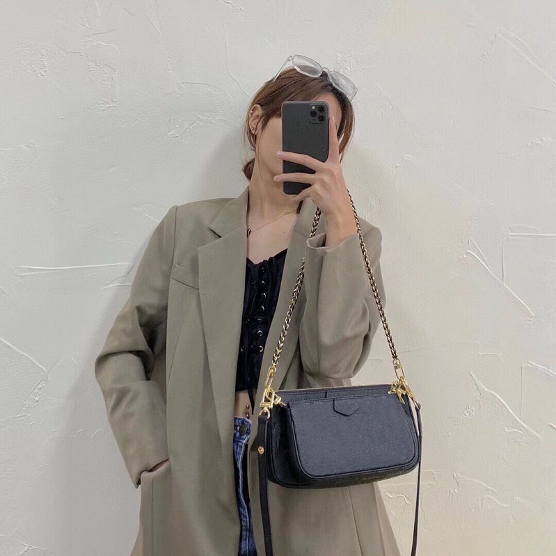 

Designer bags Leather clutch for women embossed Purse chain purses Dicky0750 Composite ShoulderBag lady crossbody handbag Clamshell mini messenger bag, Black with embossed flower