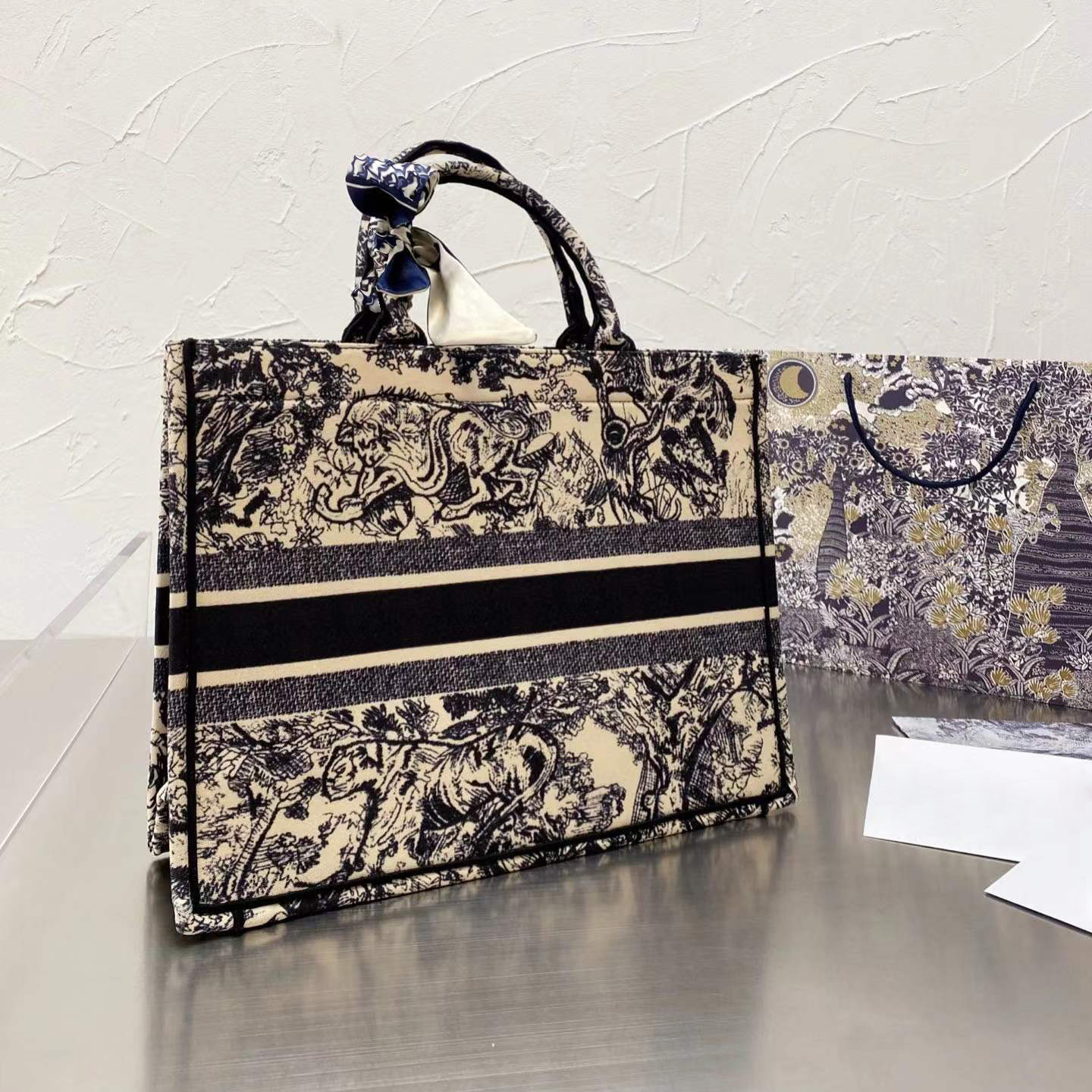 

Top Quality Luxurys Designers Shoulder Bags Woman Fashion Classic Handbags Embroidery Limited Edition Lady handbag high capacity Travel Shopping bag practical, No.9