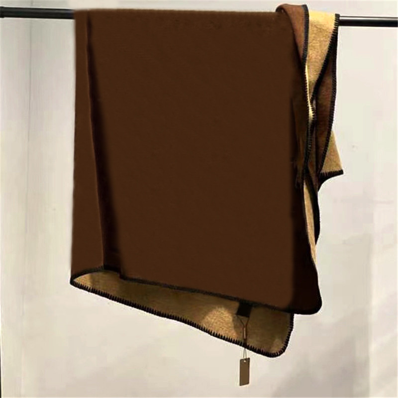 

Classic Letter Jacquard Blanket Cashmere Home Travel Warm Thick Blankets Portable Spring Autumn Sofa Cover Shawl Multi Function Gift, As pic