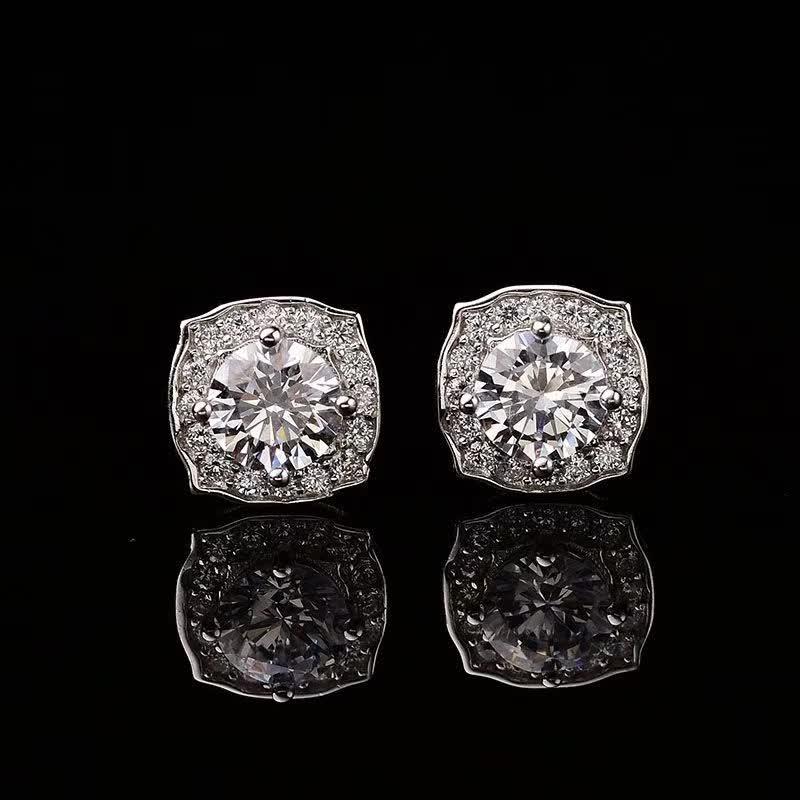 

Stud Luxurious Moissanite Earrings For Women 0.5ct White D Color S925 Sterling Silver Gold Plated Fine Jewelry, Golden;silver