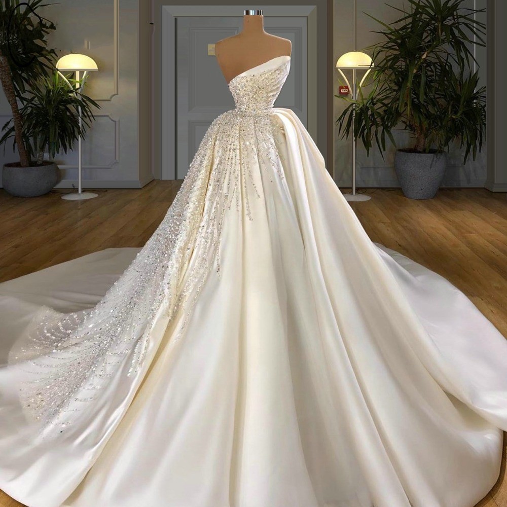 

2021 New Ivory Strapless Satin Wedding Es a Line Court Train Luxury Heavy Beading Pearls Ruched Bridal Gowns Vestidos 9wmi, Red