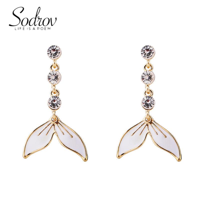 

Stud 2021 Trend Jewelry Korean Fashion Summer Fall Gold Fish Tail Earrings For Women Clip On Without Ear Hole Gift