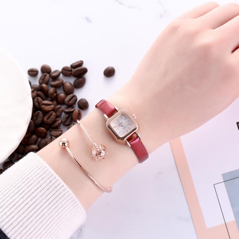 

Wristwatches 2021 Classic Watch Female Student Small Dial Thin Belt Retro Mori Korean Temperament Simple Quartz Fashion, Pink