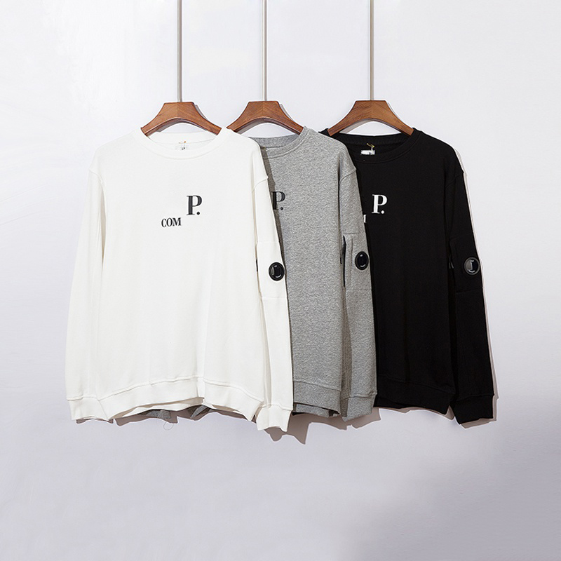 

2021 Autumn and Winter New Arrivals Logo Lens Pullover Round Neck Sweater, Black