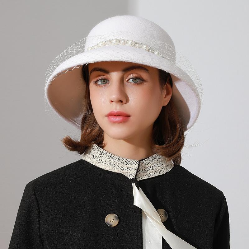 

Berets X4073 Adult Wool Fedora Hats Veil Decorate Pear Band Woolen Bucket Caps British Retro Banquet Felt Hat Party Pearl Lace Cap, Black