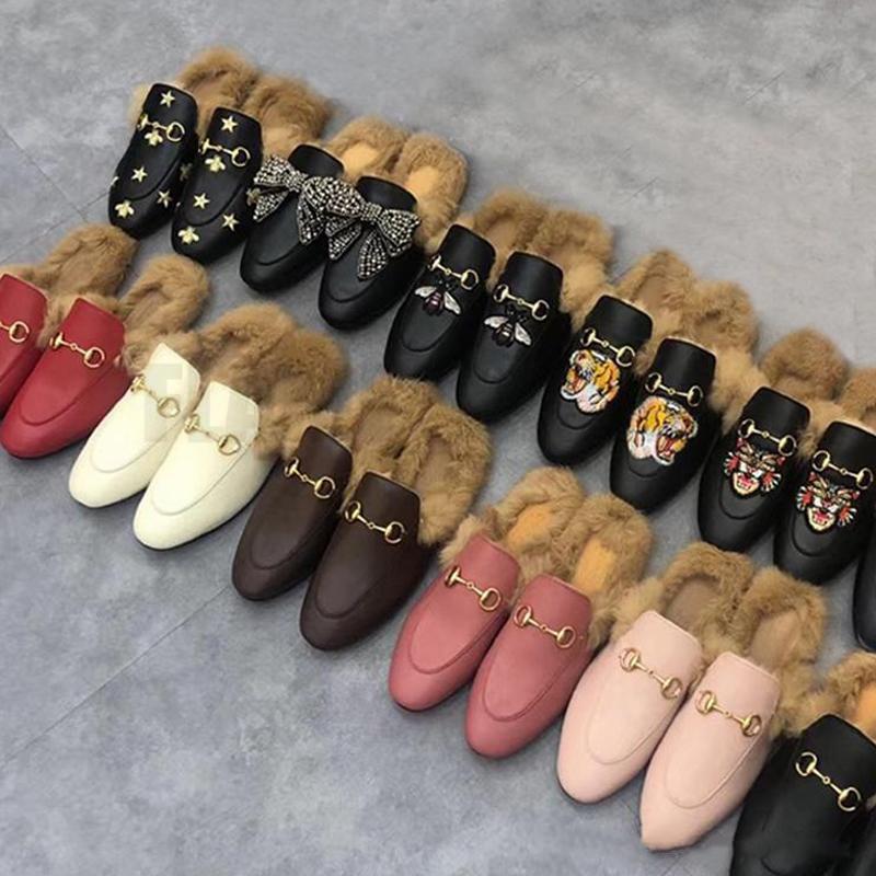 

Winter men wool slippers classic Designer Lazy Flat Baotou Flip flops 100% leather lady Slides Suede letter cowhide Metal mens with fur wome, Black