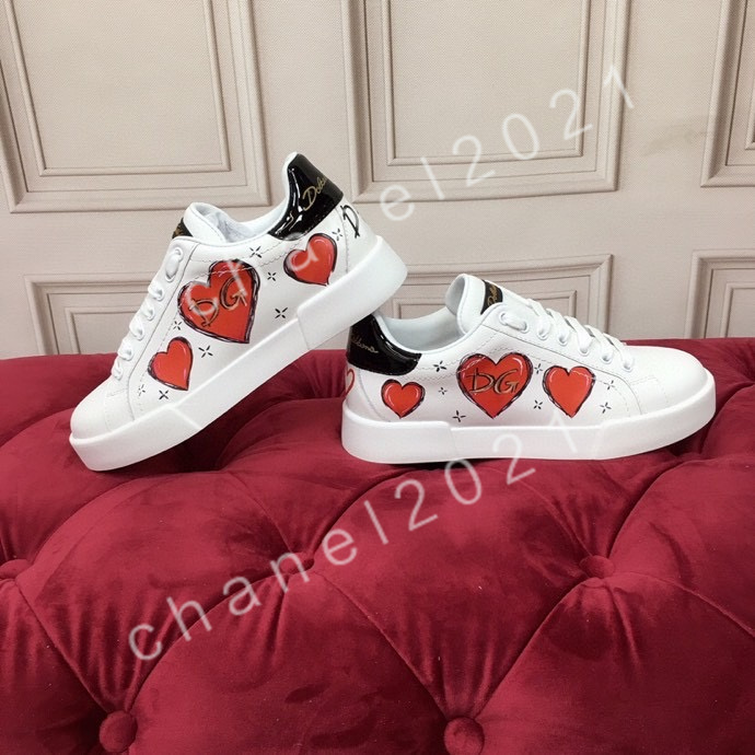 

2022 Top Quality Men Women Sneaker Casual Shoes Chaussures Low Top Leather Sneakers Ace Bee Stripes Shoe Walking Sports Trainers Scarpe 35-45, 04