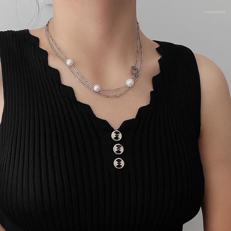 

Chains Splicing Womans Necklace Artificial Pearl Necklaces Woman Creative Layered Clavicle Chain Shiny Trendy Party Kpop Metal Collier