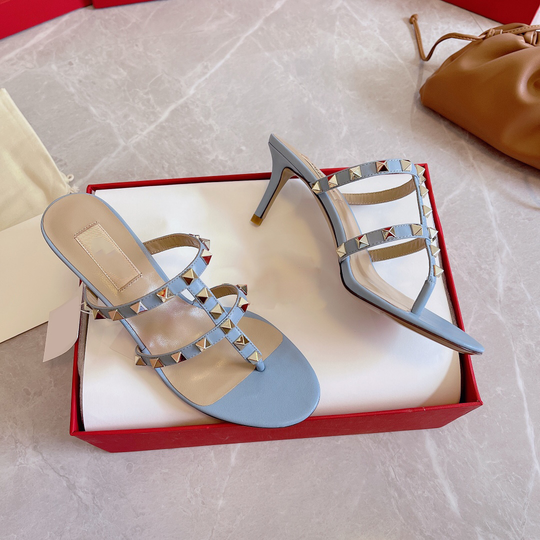 

Italy designer luxury Classic Sandals Fashion style Womens Slippers Ladies sandal Nude Ankle Straps Rivets Sexy High Heels Leather, Black