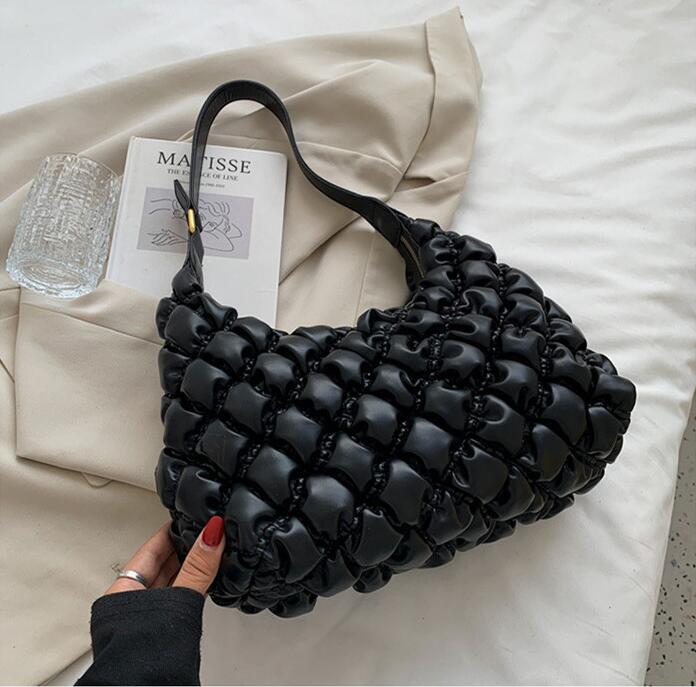 

Wholesale women handbags winter personality plaid shoulder fold bag Joker solid color leather handbag light and comfortable embossed messenger bags