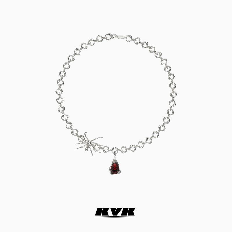 

Pendant Necklaces KVK Spider Blood Drop Twist Necklace Female Luxury Niche Original Jewelry Clavicle Ins Cold Wind