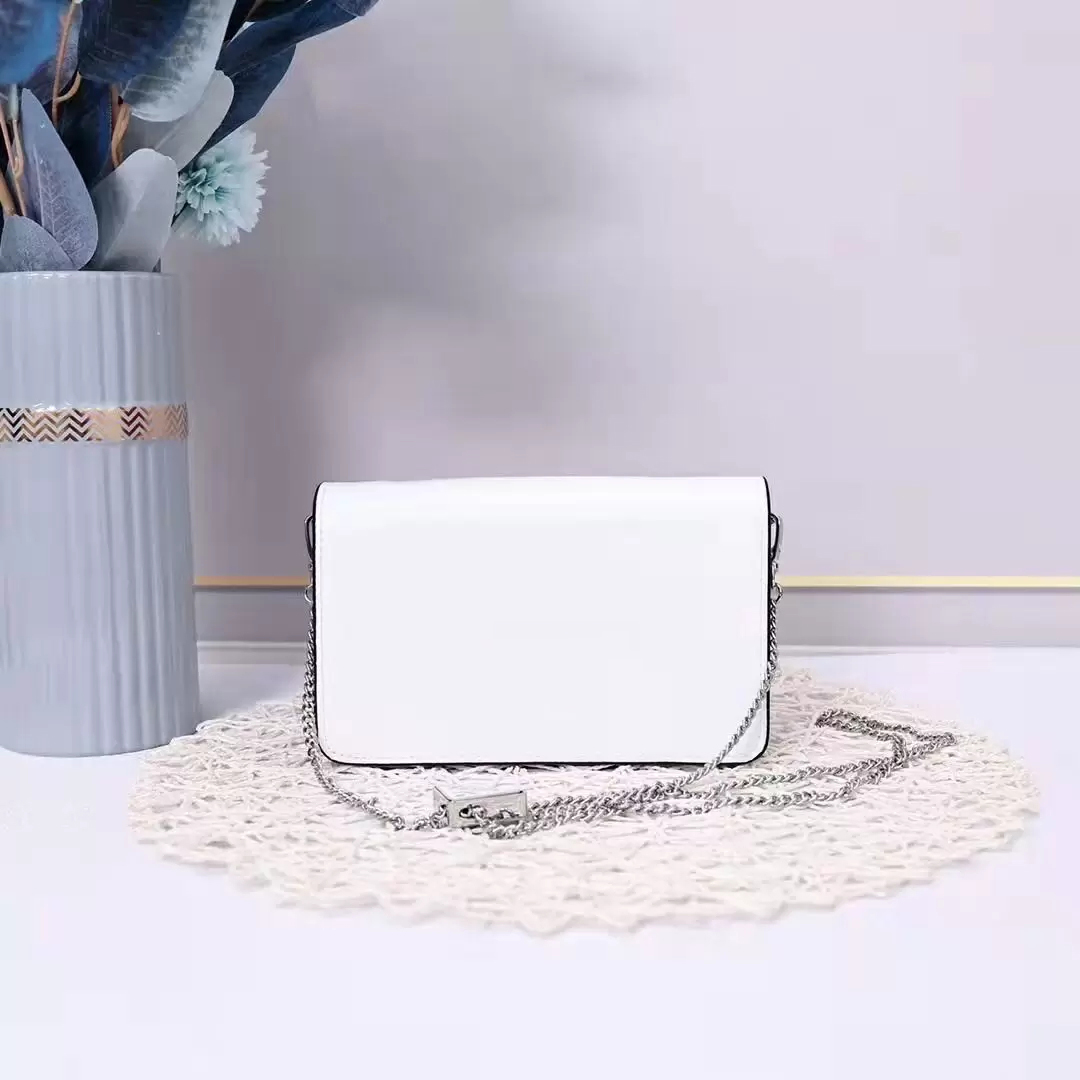 

2022 Designer shoulder bags triangle chain handbags lady double flap Women Bag Handbag Purse Wallet Cross body tote designers personality fashion Saffiano, I need look other product