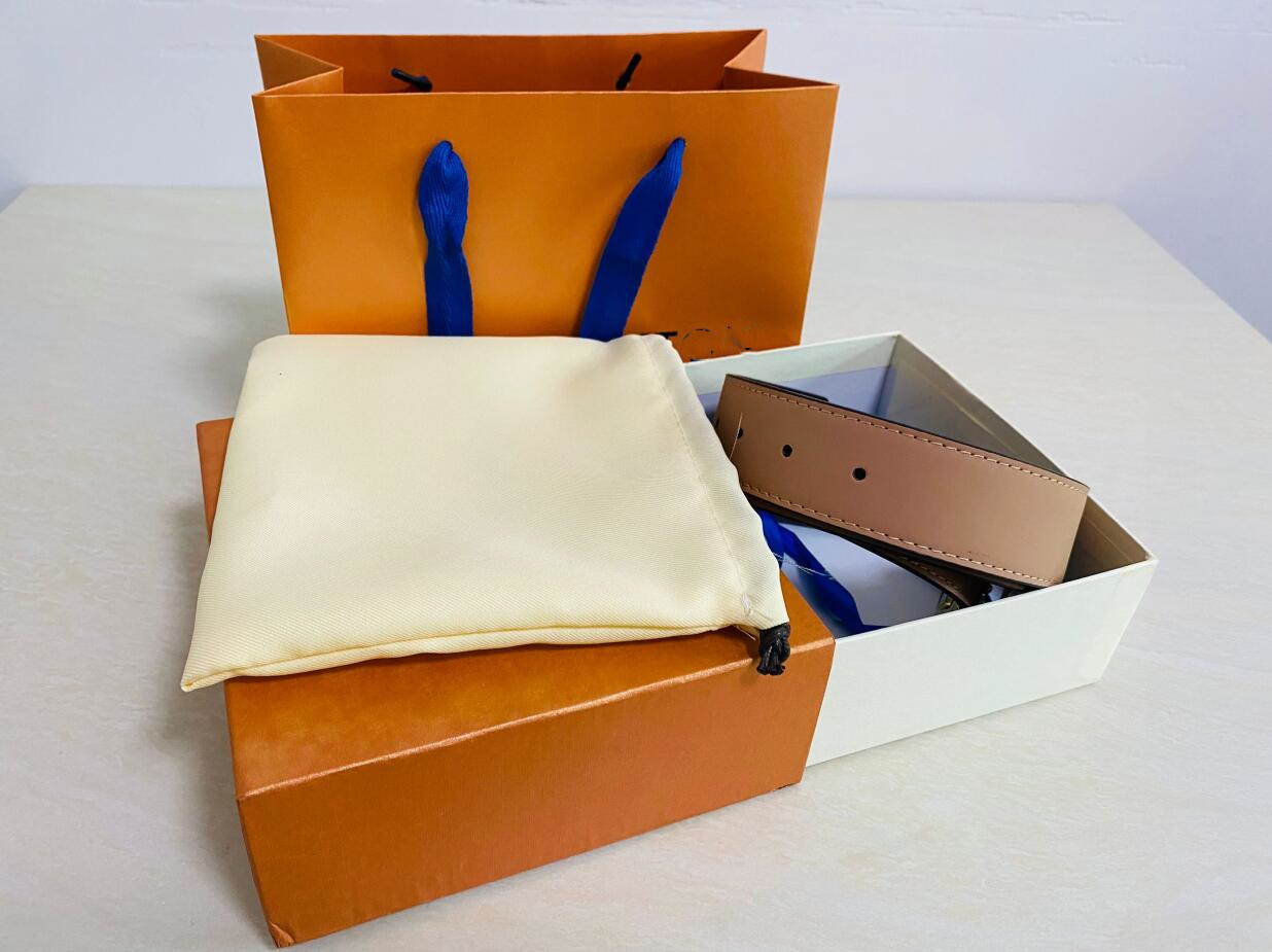 

2021 Fashion top grade Custom leather belt Casual big gold Buckle Multicolor Business Men design Genuine Belts, With box