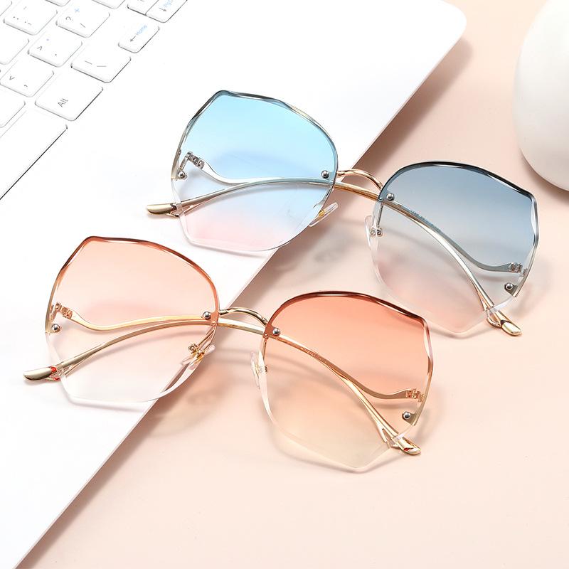 

Link, Chain 96006 Cut Edge Rimless Sunglasses Round Face Thin Polygon