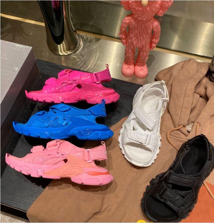 

2021 Top Quality Designer Luxury Women Men Sandals Track 4.0 leather Hook Loop Platform Fashion Casual Shoes With Box Size 35-42, Color1