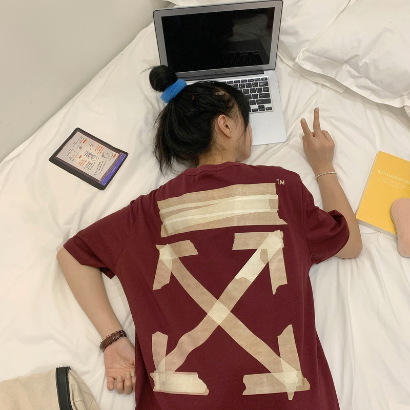 

Chao brand short sleeve women's off wine red tape arrow rendering ins couple white t-shirt men's summer and Autumn, Black