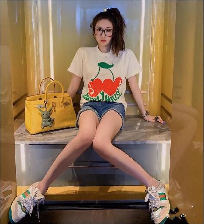 

2021 new hot short-sleeved t-shirt men and women the same cotton cherry letter printing cotton round neck casual bottoming shirt, Ivory