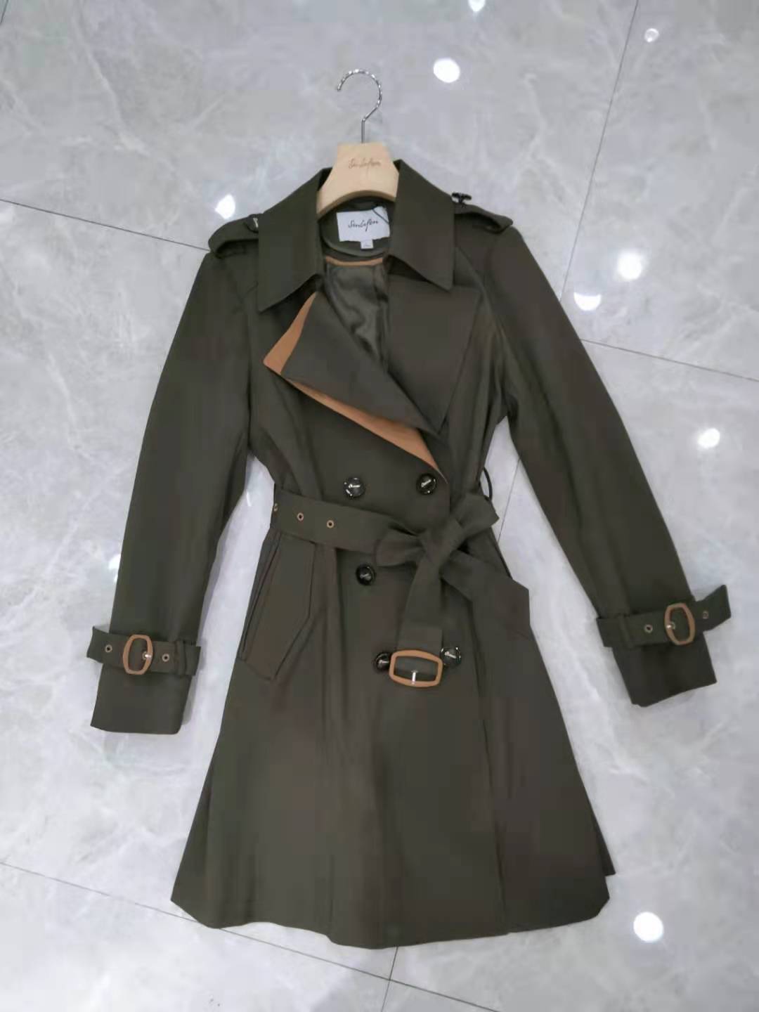 

trench coats for autumn seasons, Army green
